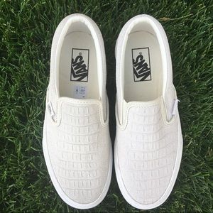 🐰 Vans slip-on platform